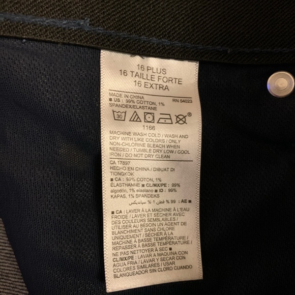 Old Navy High Rise Jeans - Picture 8 of 10